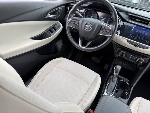 Used 2020 Buick Encore GX Preferred w/ Cold Weather Comfort Package FWD image 15