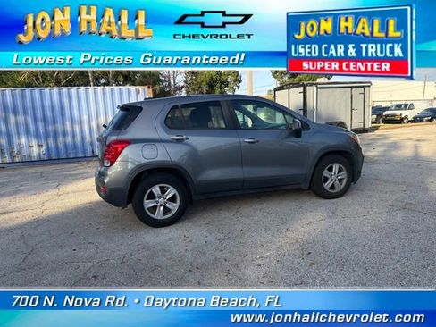 Used 2020 Chevrolet Trax LS w/ Tint and Cruise Package image 13