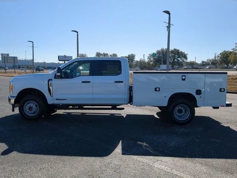 New 2026 Ford F350 XL w/ XL Chrome Package AWD/4WD image 8