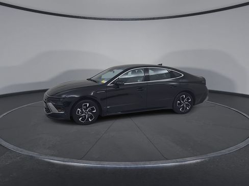 Used 2025 Hyundai Sonata SEL FWD image 8