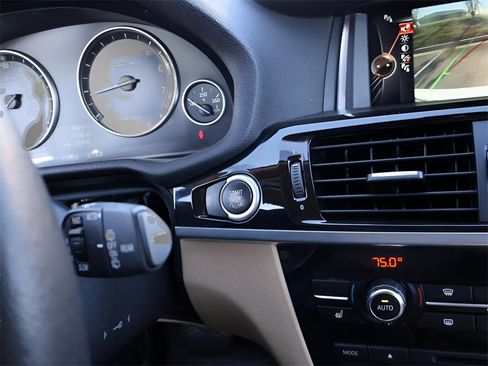 Used 2015 BMW X3 xDrive28i image 31