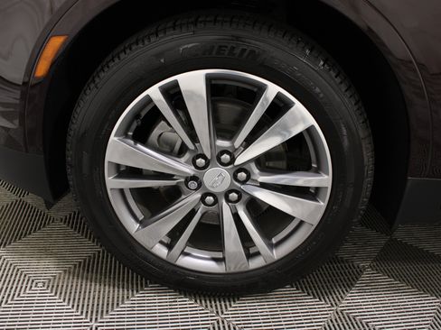Used 2020 Cadillac XT5 Premium Luxury FWD image 39