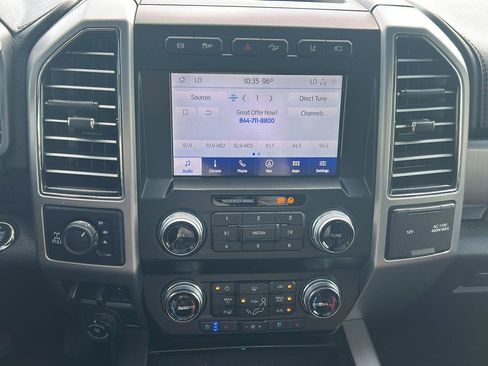 Used 2020 Ford F250 Platinum w/ FX4 Off-Road Package AWD/4WD image 8