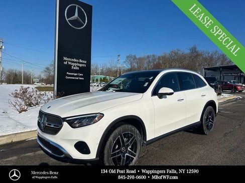 Used 2026 Mercedes-Benz GLC 300 4MATIC image 1
