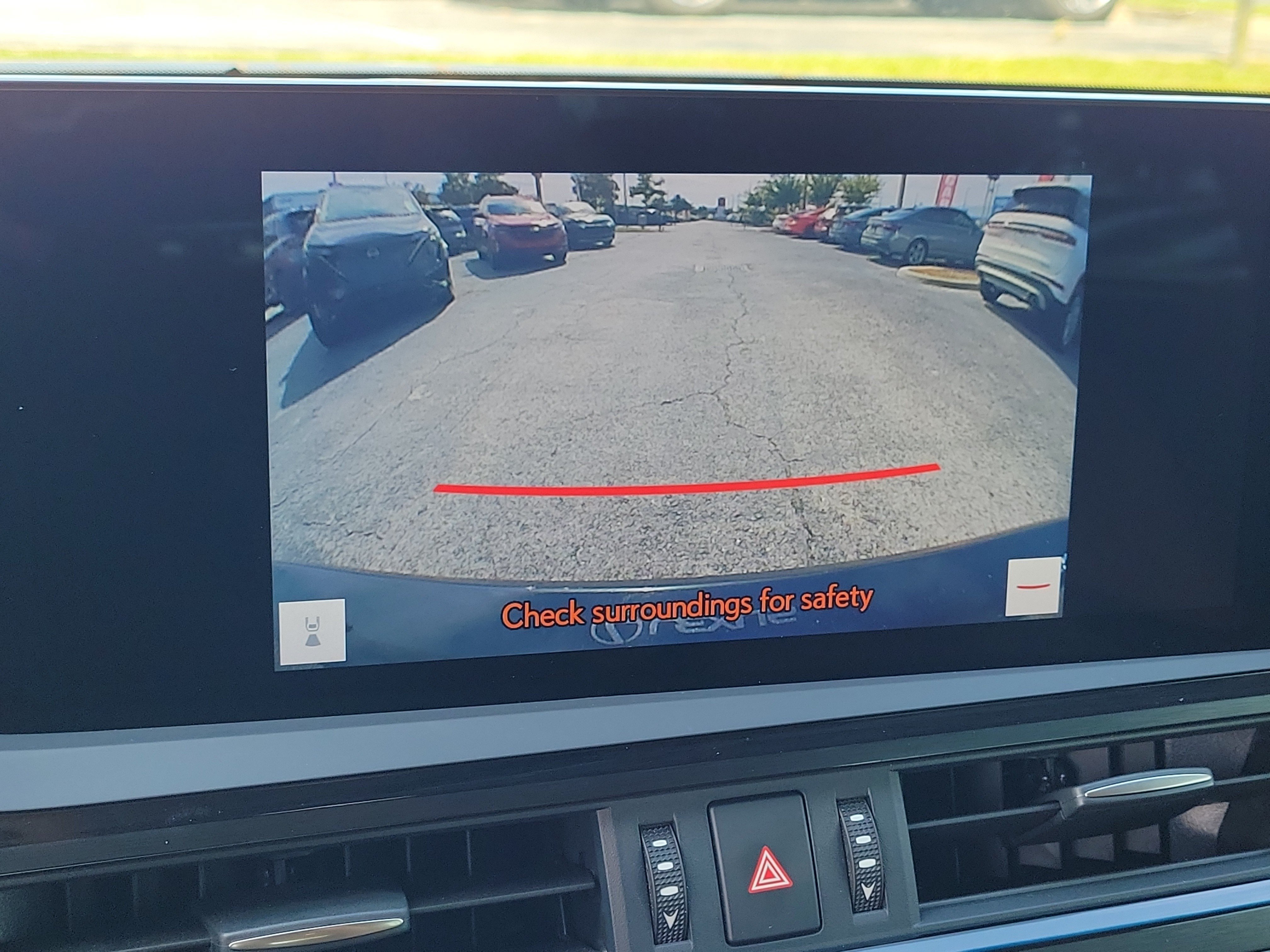 Used 2024 Lexus ES 300h w/ Premium Package FWD image 23
