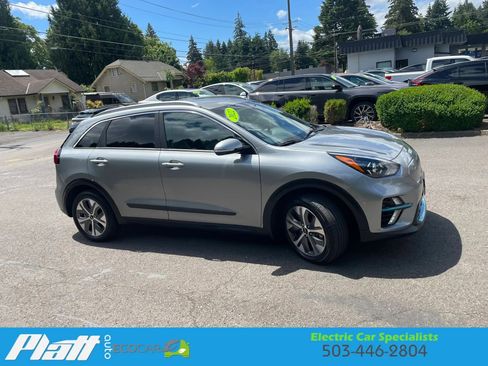 Used 2022 Kia Niro EX FWD image 14