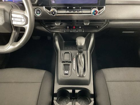 Used 2023 Chevrolet Colorado W/T RWD image 14