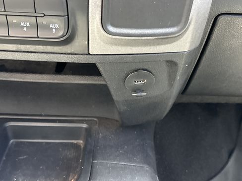Used 2018 RAM 2500 Tradesman w/ Chrome Appearance Group AWD/4WD image 18