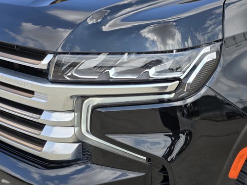 Used 2021 Chevrolet Tahoe High Country w/ Premium Package RWD image 36