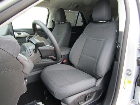 New 2026 Ford Explorer Active AWD/4WD image 20