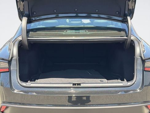 Used 2024 Lexus IS 300 w/ Comfort Package RWD image 28