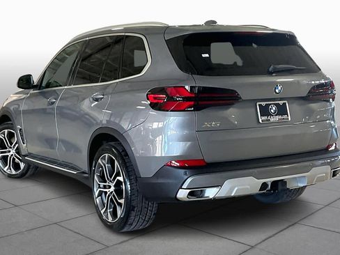 New 2026 BMW X5 sDrive40i image 12