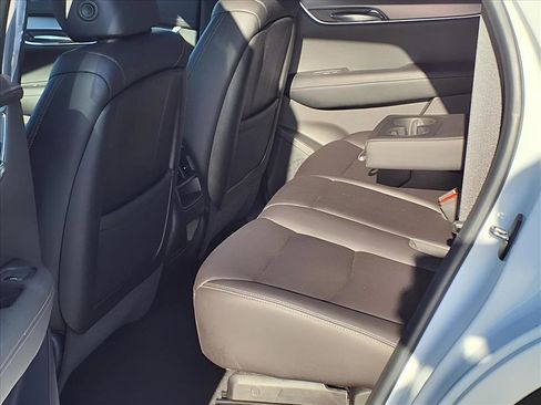 Used 2021 Cadillac XT5 Luxury image 15