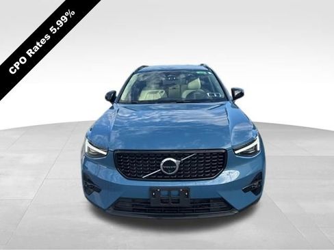 Certified 2023 Volvo XC40 B5 Ultimate w/ Protection Package Premier AWD/4WD image 25
