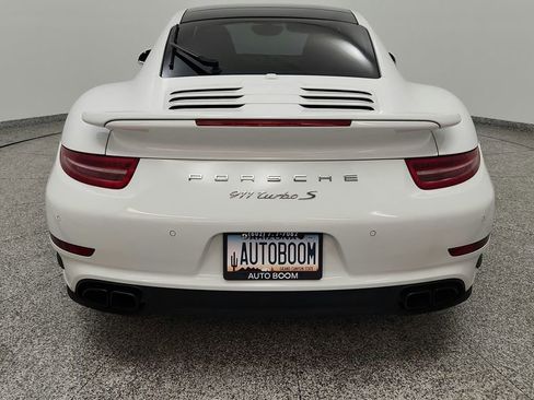 Used 2014 Porsche 911 Turbo S image 14