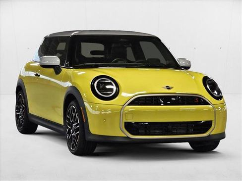 Used 2025 MINI Cooper S image 3