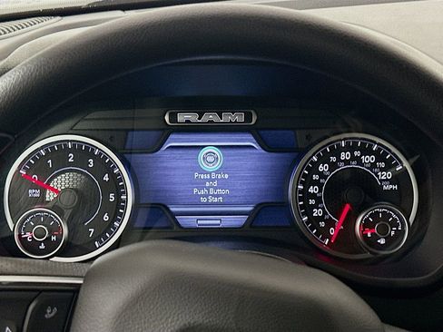 New 2026 RAM 1500 Express image 12