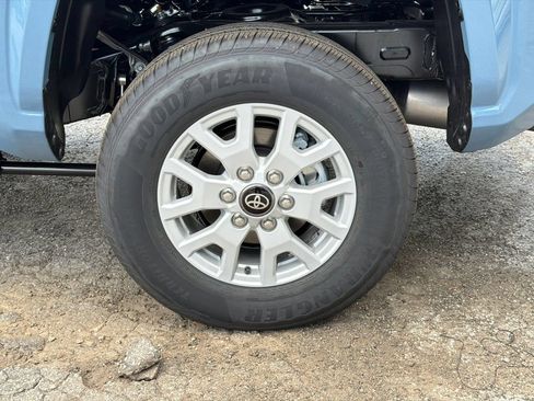New 2026 Toyota Tacoma SR5 AWD/4WD image 19