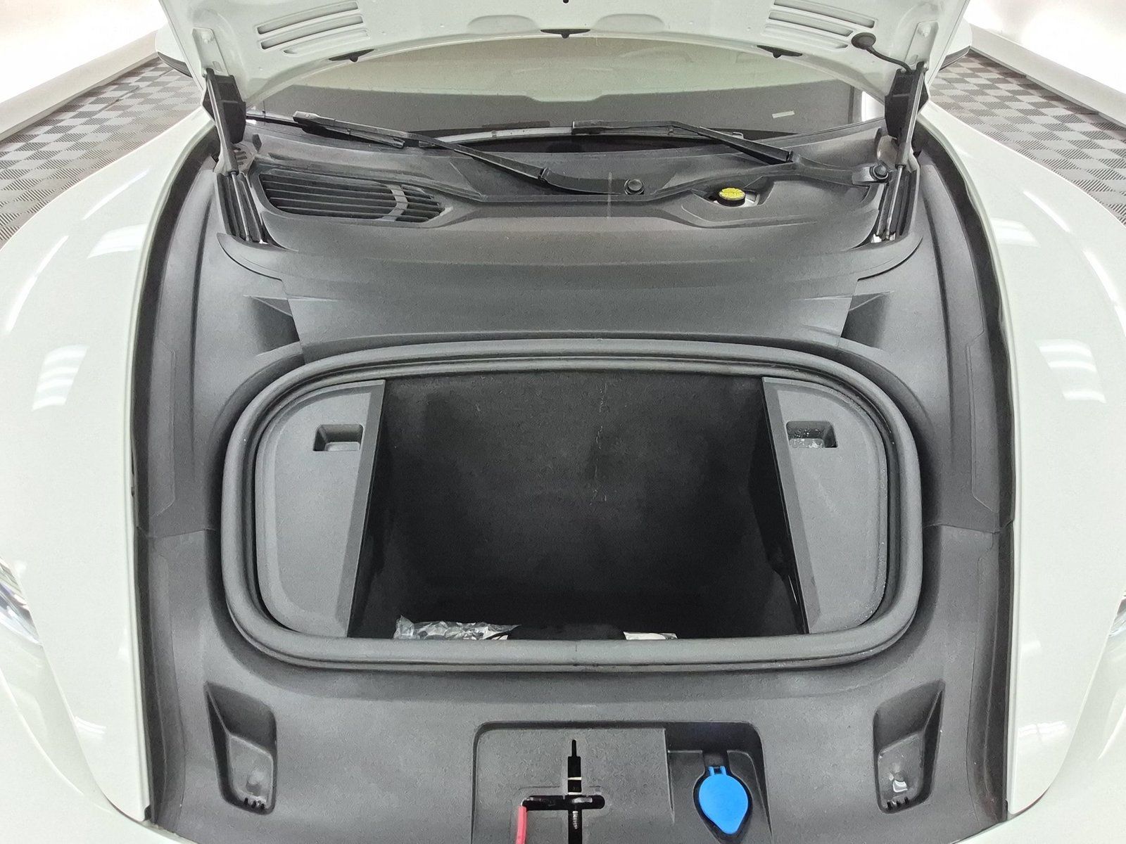 Certified 2024 Porsche Taycan w/ Premium Package RWD image 26