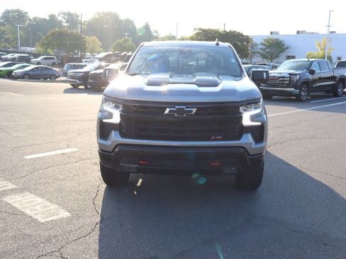 Used 2024 Chevrolet Silverado 1500 LT Trail Boss w/ Convenience Package II AWD/4WD image 3