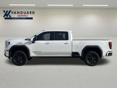 Used 2024 GMC Sierra 2500 AT4 w/ AT4 Premium Plus Package image 2