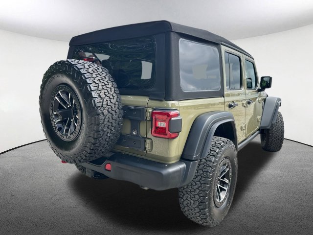 Certified 2025 Jeep Wrangler Unlimited Rubicon w/ XTREMEE 35" Tire Package AWD/4WD image 15