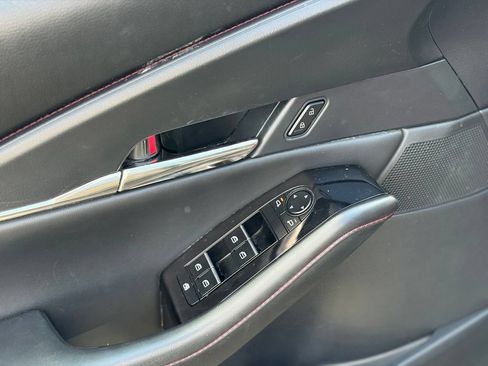 Used 2025 MAZDA CX-30 AWD 2.5 S w/ Preferred Package image 18