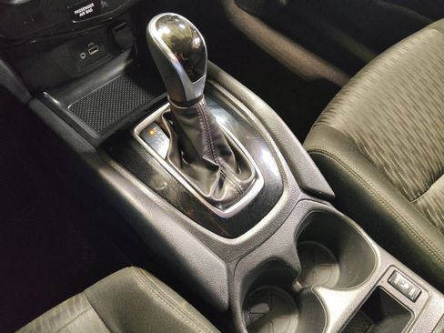 Used 2020 Nissan Rogue S w/ Special Edition Package image 26