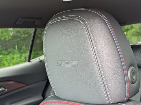 Used 2024 Chevrolet Equinox EV RS AWD/4WD image 21