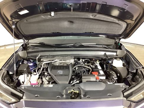 Used 2024 Toyota Grand Highlander AWD image 29