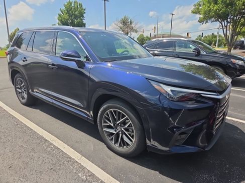 Used 2025 Lexus TX 350 AWD image 2