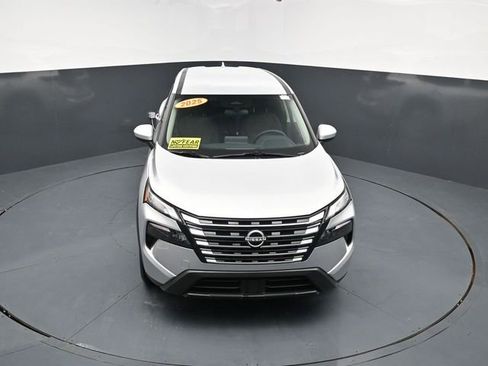 Used 2025 Nissan Rogue SV AWD/4WD image 41