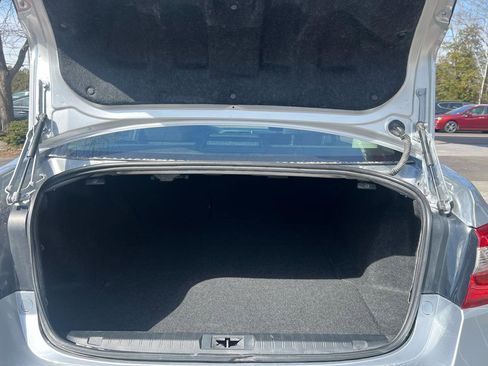 Used 2019 Subaru Legacy 2.5i Premium image 10