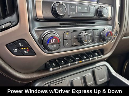 Used 2018 GMC Sierra 2500 Denali w/ Duramax Plus Package image 29