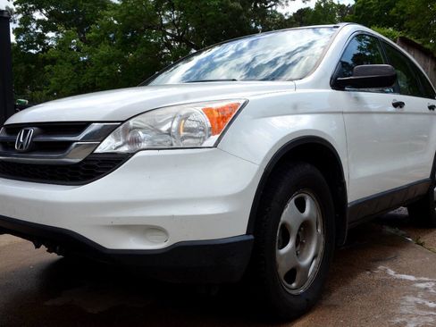 Used 2011 Honda CR-V LX image 2