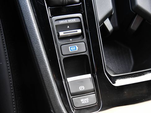 Used 2024 Honda Accord Sport image 28