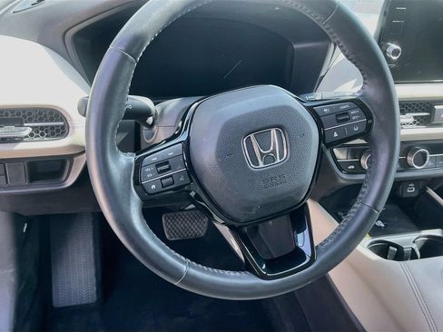 Used 2024 Honda HR-V EX-L image 11