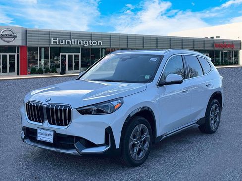 Used 2025 BMW X1 xDrive28i image 4