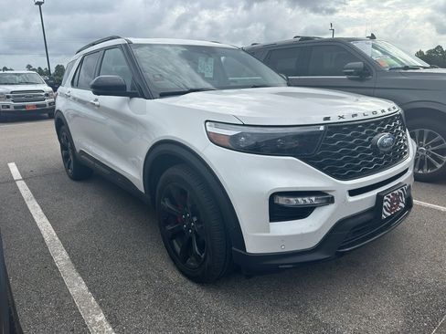 Used 2020 Ford Explorer ST w/ ST Street Pack AWD/4WD image 2