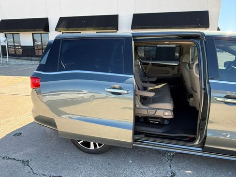 Used 2020 Honda Odyssey Elite image 25
