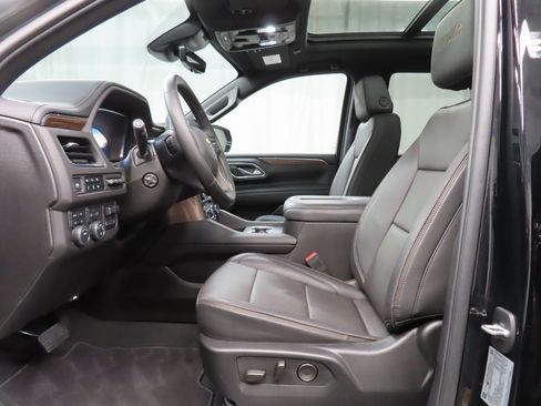 Used 2024 Chevrolet Tahoe High Country image 9