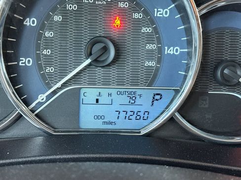 Used 2016 Toyota Corolla LE FWD image 27