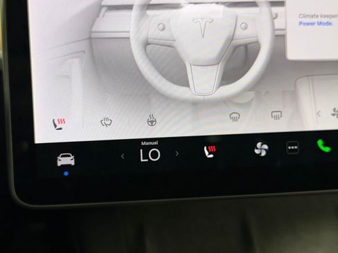Used 2022 Tesla Model 3 image 19