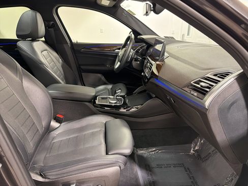 Used 2023 BMW X4 xDrive30i w/ Premium Package image 25