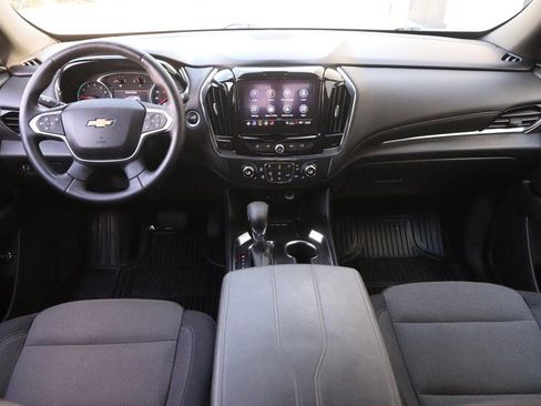 Used 2023 Chevrolet Traverse LT AWD/4WD image 23