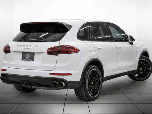 Used 2017 Porsche Cayenne S w/ Premium Plus Package image 9