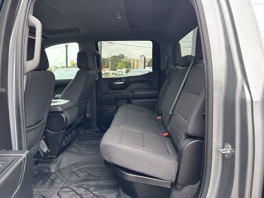 Used 2024 Chevrolet Silverado 1500 Custom w/ LPO, Dark Essentials Package AWD/4WD image 22