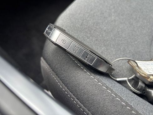 Used 2025 Kia K4 FWD image 22