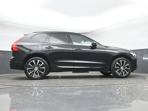 Used 2023 Volvo XC60 B5 Plus w/ Climate Package AWD/4WD image 44