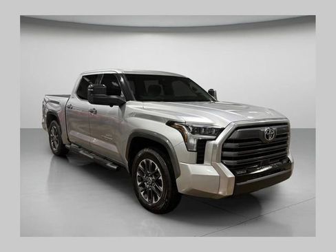 Used 2022 Toyota Tundra Limited image 1